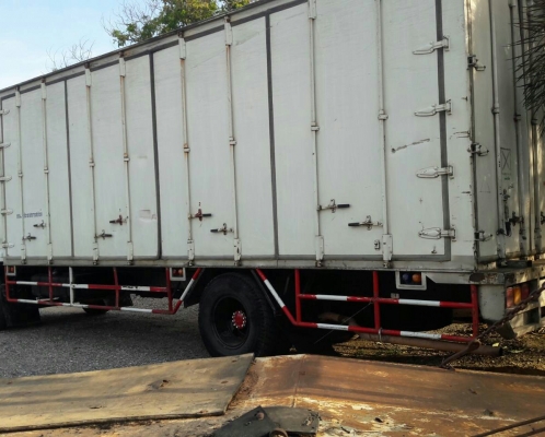 หกล้อ อีซูชุ Dega 200ยูโร2ปี49ช่วงยาว7.20ม บรรทุกตู้แห้งประตู10บาน สภาพดีสวยบางเดิมพร้อมใช้งาน ทะเบียนพร้อมโอน