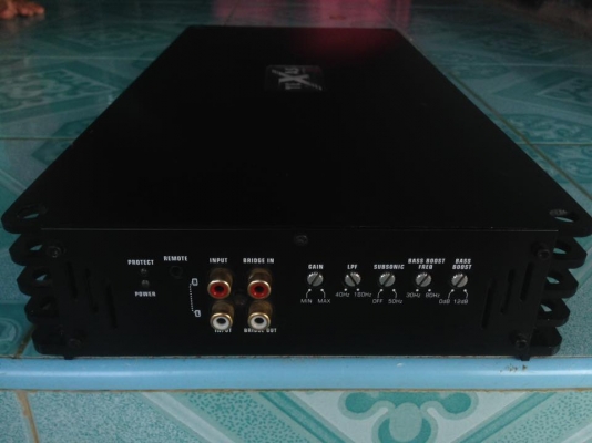 แอมป์คลาสดี เท็กซัส2500W มือสองสภาพดี *ไม่มีฝาหลัง* ใช้งานปกติ เนื้อเบสแน่น ขับซับ10&quot;-12&quot;หล่อได้ ขาย 2650 บาท สนใจ0892425454 อยู่สระบุรีส่งได้