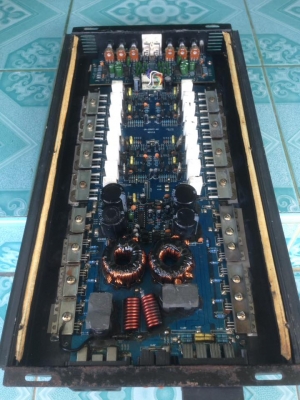 แอมป์คลาสเอบี4ch MDS สภาพดี ปกติทุกอย่าง แรงดี มีวีดีโอเทสหน้าเฟสผม ขาย 1850 บาท สนใจ0892425454 อยู่สระบุรีส่งได้