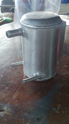 ถังA. ของใหม่ สูง6นิ้ว กว้าง3.5นิ้ว. ่