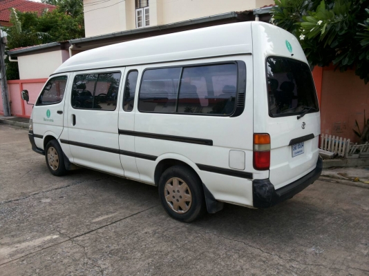 รถตู้ TOYOTA COMMUTER ปี 2004 มือเดียว สวยเดิมๆ  ( คุ้มมาก)