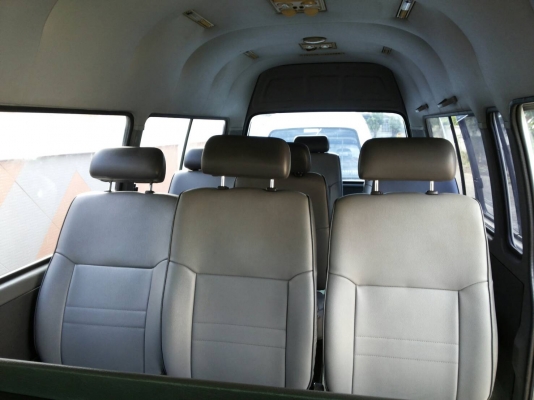 รถตู้ TOYOTA COMMUTER ปี 2004 มือเดียว สวยเดิมๆ  ( คุ้มมาก)