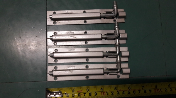 ขายกลอนประตูขนาด6"ชุด4ตัว HOUSE GERMANY. ใหม่เก่าเก็บ