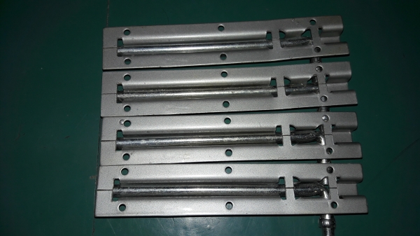 ขายกลอนประตูขนาด6"ชุด4ตัว HOUSE GERMANY. ใหม่เก่าเก็บ