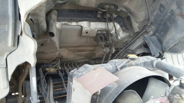 รถฮีโน่ 10 ล้อ ตู้เย็น  FL1J   210 แรงม้า. ปี 41.     สนใจติดต่อ  081 - 6079515