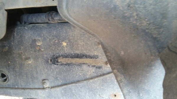 รถฮีโน่ 10 ล้อ ตู้เย็น  FL1J   210 แรงม้า. ปี 41.     สนใจติดต่อ  081 - 6079515