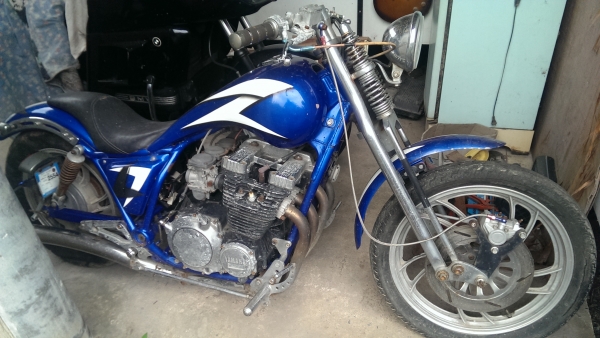 ยามาฮ่า xj750ccรถจอด ขายกันไปตามสภาพนี้เลยครับ