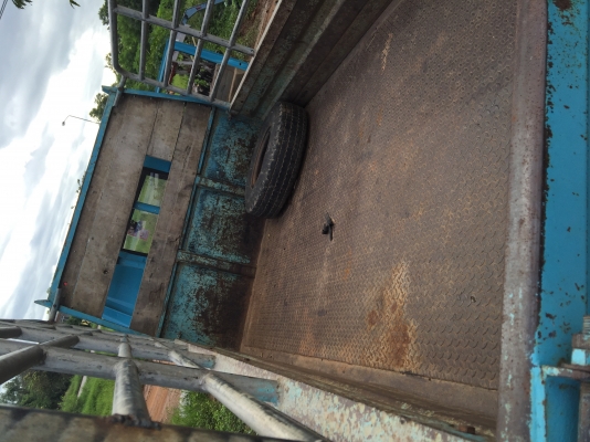 ขายรถสี่ล้อ เครื่อง 88 รถห้างแท้เครื่องดีครัชชีสวย