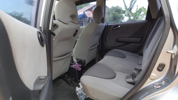 ขาย ฮอนด้า แจ๊ส ออโต้ ปี48 พร้อมลุยครับผม