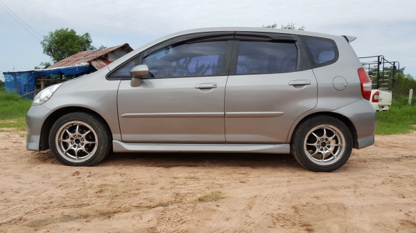 ขาย ฮอนด้า แจ๊ส ออโต้ ปี48 พร้อมลุยครับผม