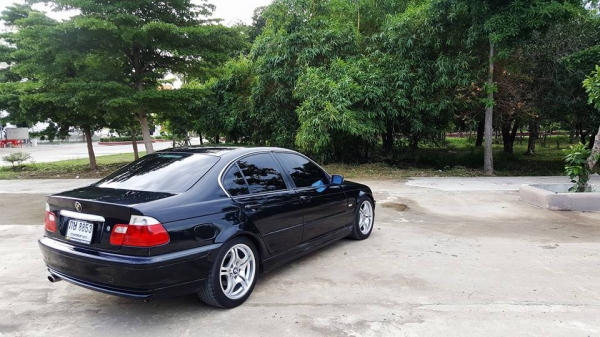 ขาย/แลก/เทริน์ BMW E46 318iA ปี 2001 มูนลูฟดูดาวได้ หายาก