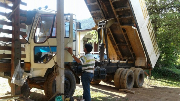 ขาย 10 ล้อดั้ม ไอ้หลง FN527M-A เครื่อง 6D16 195 แรงม้า เกียร์ 10 สปีด คัสซีสวยตลอดเส้น ทะเบียนพร้อมโอน