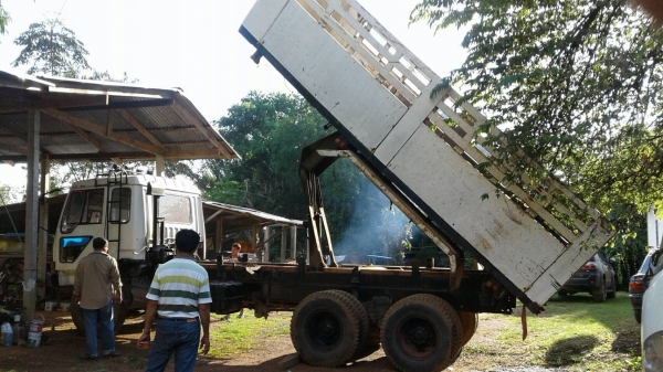 ขาย 10 ล้อดั้ม ไอ้หลง FN527M-A เครื่อง 6D16 195 แรงม้า เกียร์ 10 สปีด คัสซีสวยตลอดเส้น ทะเบียนพร้อมโอน