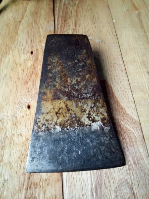 ขายหัวขวานตราเพชรงานเก่าขนาด1/2ปอน สวยงาม