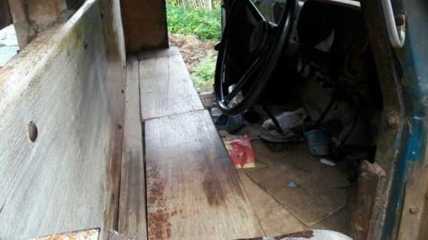 ขาย เทนเลอร์ 10 ล้อ หัวยาว เพลาเดียว เครื่อง 6BD1 165 แรงม้า เล่มทะเบียนครบ