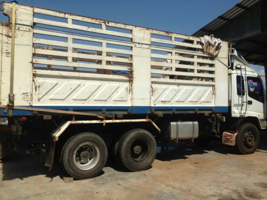 ขาย18ล้อ เดก้าปี48แม่ดั้ม ลูกไม่ดั้ม