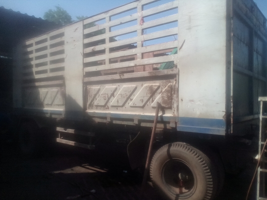 ขาย18ล้อ เดก้าปี48แม่ดั้ม ลูกไม่ดั้ม