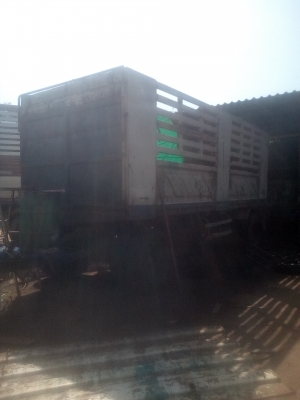 ขาย18ล้อ เดก้าปี48แม่ดั้ม ลูกไม่ดั้ม