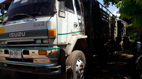 ขาย รถพ่วง ISUZU FXZ23NFYFK ดั้มแม่-ลูก 3 คาน วางเครื่อง+เกียร์ 6WA1 340 แรงม้า คัสซีสวยตลอดเส้น ช่วงล่างแน่น ลูก 3 เพลายัดลงเล่มแล้ว เอกสารเล่มทะเบียนครบ