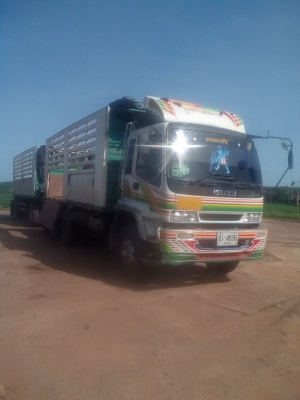 ขายเดก้า  270แรง. 18.  ล้อ เอกสารพร้อมโอน