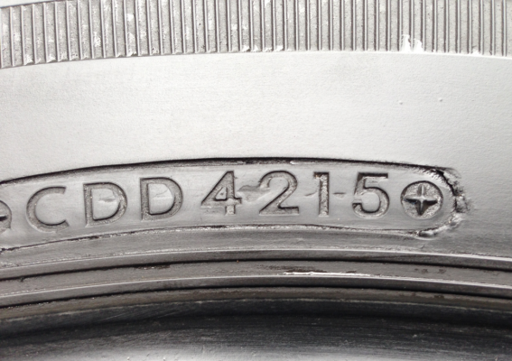 ยาง Bridgestone 265 65 17 ปลายปี15 ดอกเต็ม ราคาไม่แพง