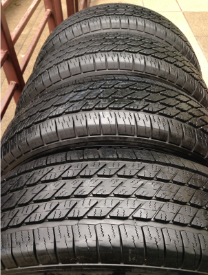 ยาง Michelin 265 65 17 ปลายปี14 ดอกเต็ม ไม่มีปะ ราคาไม่แพง