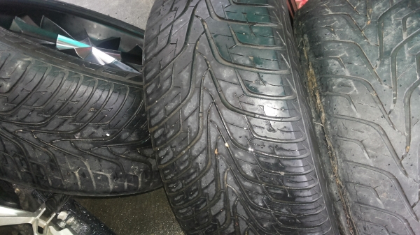 Re: ขายล้อแม๊ก6รู ขอบ20 9900ไม่แพงครับ