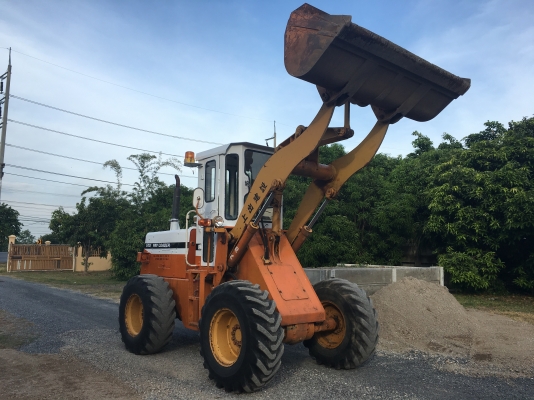 ขายรถตัก Komatsu 510 รถนอกนำเข้าจากญี่ปุ่น 100\% สภาพสวย พร้อมใช้งาน สนใจติดต่อ 081-948-5494