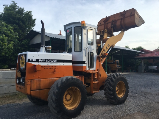 ขายรถตัก Komatsu 510 รถนอกนำเข้าจากญี่ปุ่น 100\% สภาพสวย พร้อมใช้งาน สนใจติดต่อ 081-948-5494