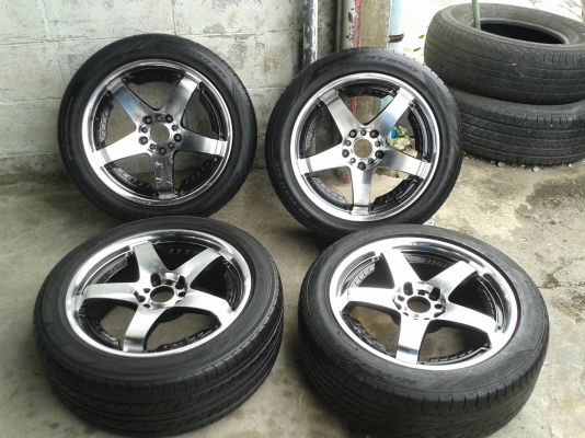 ขอบ17นิ้ว5รู100/114 พร้อมยาง สวยๆ 4 ล้อ ราคา 7500 บาท