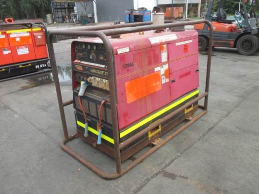 ขายตู้เชื่อมเครื่องยนต์ขนาด575แอมเชื่อมเหล็กหนามี4เครื่อง