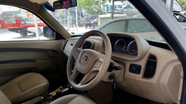 TATA ไจแอนท์ ปี2011สภาพมือเดียวสภาพป้ายแดงเล่มทะเบียนพร้อมสอบถามใด้ครับ TATA ไจแอนท์ ปี2011สภาพมือเดียวสภาพป้ายแดงเล่มทะเบียนพร้อมสอบถามใด้ครับ