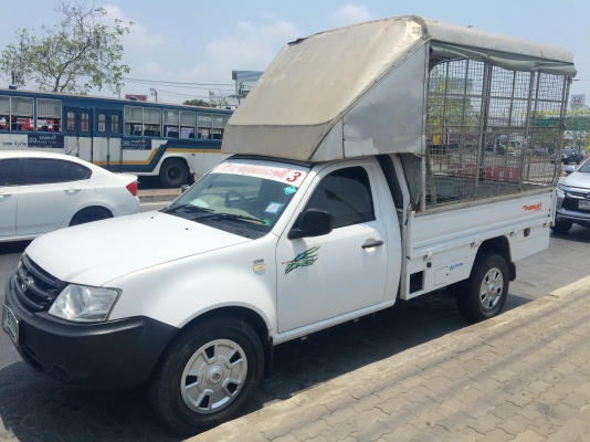 TATA ไจแอนท์ ปี2011สภาพมือเดียวสภาพป้ายแดงเล่มทะเบียนพร้อมสอบถามใด้ครับ