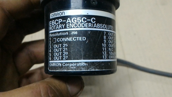 เอ็นโค้ดเดอร์ ยี่ห้อ onrom ความละเอียด 256 พัลส์ / รอบ  แกนเพลา 6 มม.