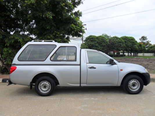 ขาย MITSUBISHI  TRITON 2.5 GL รถมือเดียว หน้า-หลังเดิมไม่มีชน