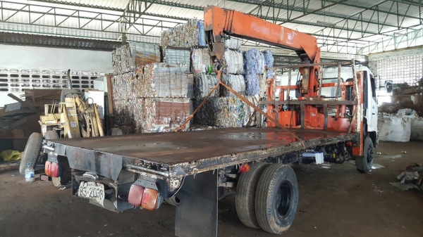 ขาย 6 ล้อ HINO MEGA ปี 47 ติดเครน 3.5 ตัน 4 ปลอก เครื่อง JO5C 145 แรงม้า กระบะยาว 5.50 เมตร ทะเบียนพร้อมโอน ขาย 6 ล้อ HINO MEGA ปี 47 ติดเครน 3.5 ตัน 4 ปลอก เครื่อง JO5C 145 แรงม้า กระบะยาว 5.50 เมตร ทะเบียนพร้อมโอน