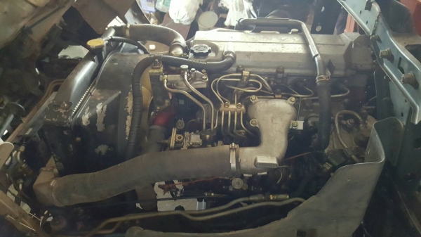 ขาย 6 ล้อ HINO MEGA ปี 47 ติดเครน 3.5 ตัน 4 ปลอก เครื่อง JO5C 145 แรงม้า กระบะยาว 5.50 เมตร ทะเบียนพร้อมโอน ขาย 6 ล้อ HINO MEGA ปี 47 ติดเครน 3.5 ตัน 4 ปลอก เครื่อง JO5C 145 แรงม้า กระบะยาว 5.50 เมตร ทะเบียนพร้อมโอน