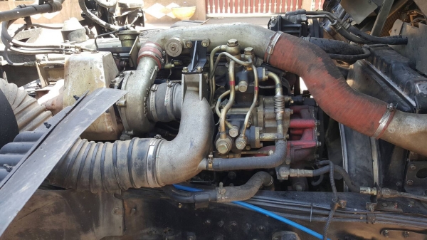 ขาย 10 ล้อดั้ม HINO MEGA 320 ปี 49 EURO 2 ดั้มสามมิตร มีระบบลากพ่วง เครื่องเดิม P11C 320 แรงม้า เกียร์เดิม คัสซีสวยตลอดเส้น ยางเต็ม ทะเบียนพร้อมโอน