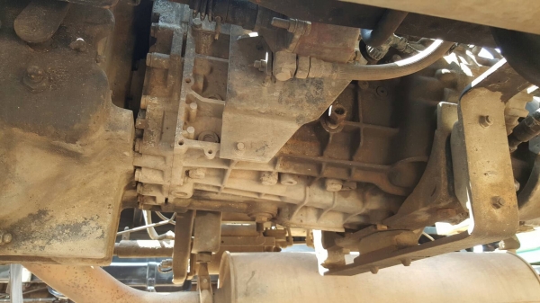 ขาย 10 ล้อดั้ม HINO MEGA 320 ปี 49 EURO 2 ดั้มสามมิตร มีระบบลากพ่วง เครื่องเดิม P11C 320 แรงม้า เกียร์เดิม คัสซีสวยตลอดเส้น ยางเต็ม ทะเบียนพร้อมโอน