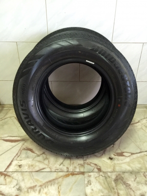 ขายยาง BRIDGESTONE DURAVIS R611 205/70R15 ปี11