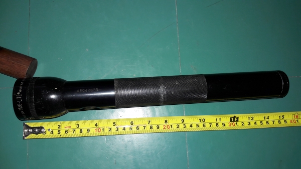 ขายไฟฉายMAG-LITE Made in USA. ขนาด4ท่อน มือสอง