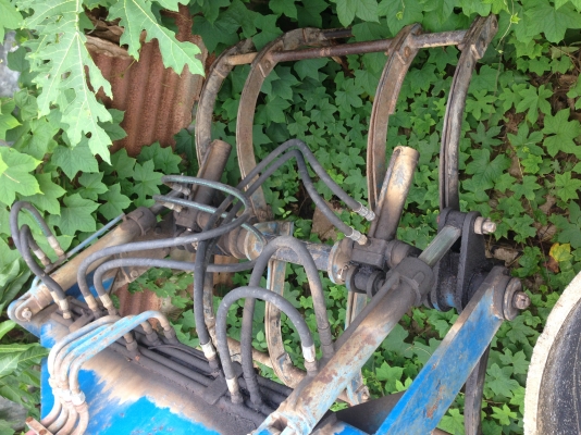 ขายเครื่องคีบอ้อยกลกิจ บูมเดี่ยว ราคา 170,000 ถ้าเอาคานหน้าใส่ตัวรถด้วย เพิ่ม20,000 ครับ