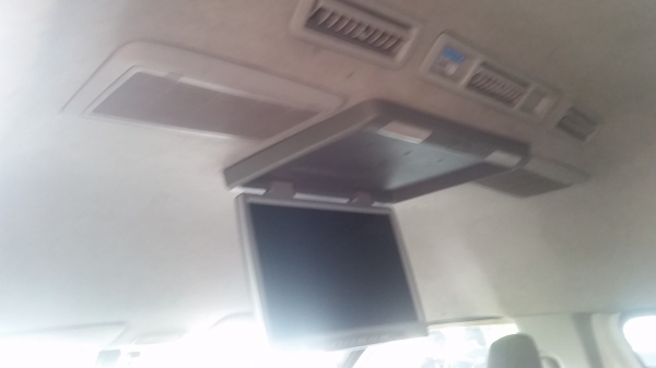 ขายรถตู้COMMUTER ปี2009เครื่อง2.7