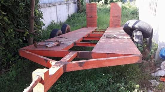 ขายรถลาก   บรรทุกรถเกี่ยวข้าวคูโบต้า รุ่น  DC 70,95  ได้