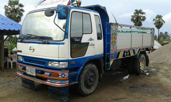 ขาย6ล้อไฮเทค195FF3Hปี38กะบะเนียมสวย380เมตรยาง900 ขาย6ล้อไฮเทค195FF3Hปี38กะบะเนียมสวย380เมตรยาง900