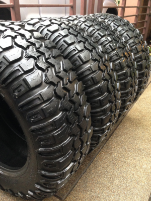 ยาง Mud Trxus 35 12.5 R20 ดอกเต็ม สวยคม ไม่เคยลุย ราคาไม่แพง