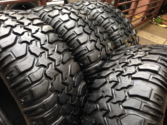 ยาง Mud Trxus 35 12.5 R20 ดอกเต็ม สวยคม ไม่เคยลุย ราคาไม่แพง