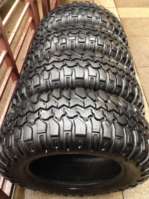 ยาง Mud Trxus 35 12.5 R20 ดอกเต็ม สวยคม ไม่เคยลุย ราคาไม่แพง
