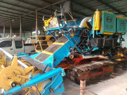 ขายรถเกี่ยวกระสอบ ไทยเจริญการช่าง ขายรถเกี่ยวกระสอบ ไทยเจริญการช่าง