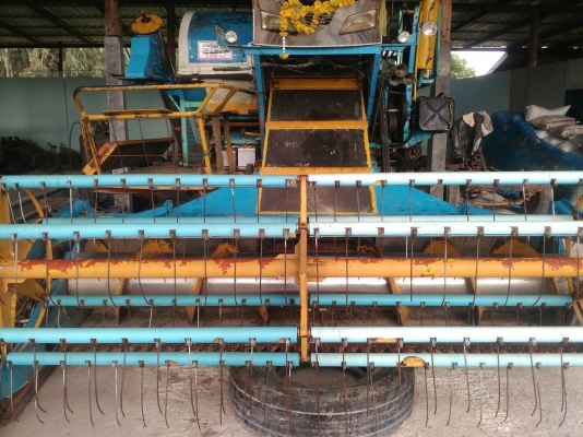 ขายรถเกี่ยวกระสอบ ไทยเจริญการช่าง ขายรถเกี่ยวกระสอบ ไทยเจริญการช่าง